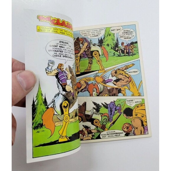 Masters of the Universe 1983 Mini Comic CLASH OF THE ARMS - HE-MAN - Picture 3 of 3